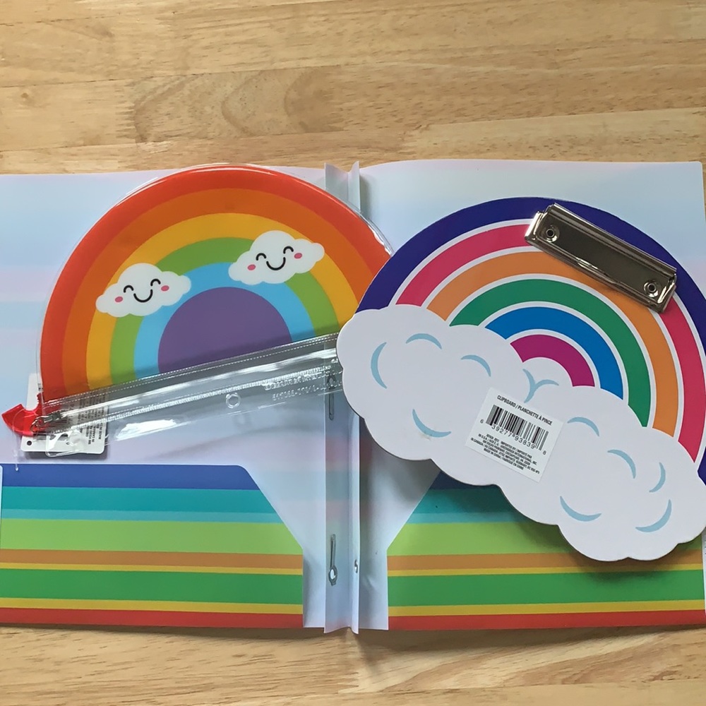 7pc Play time school bundle - Picture 3 of 4